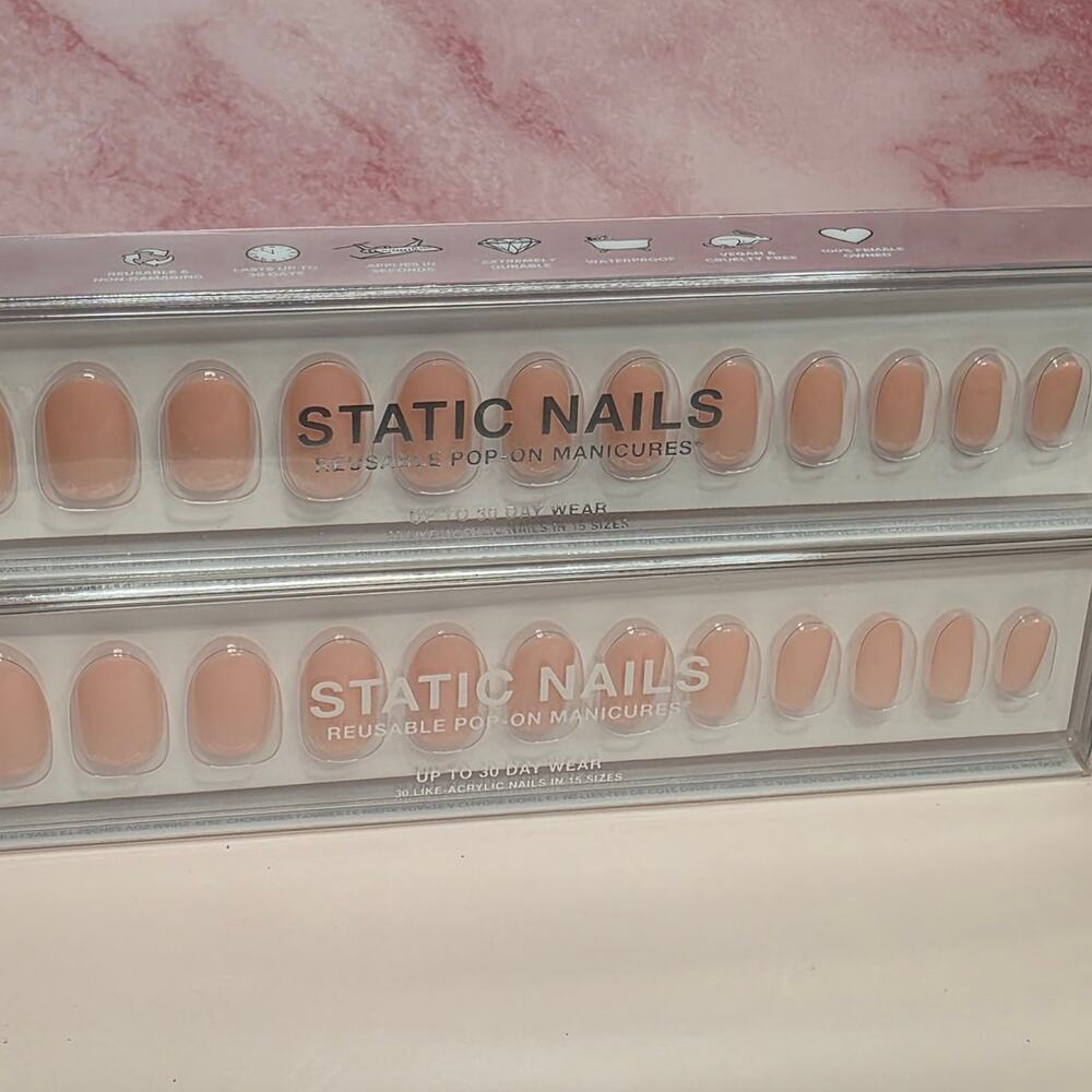 Static Nails 30ct Reusable Acrylic like nails. Lot of 2 Jet Setters round top